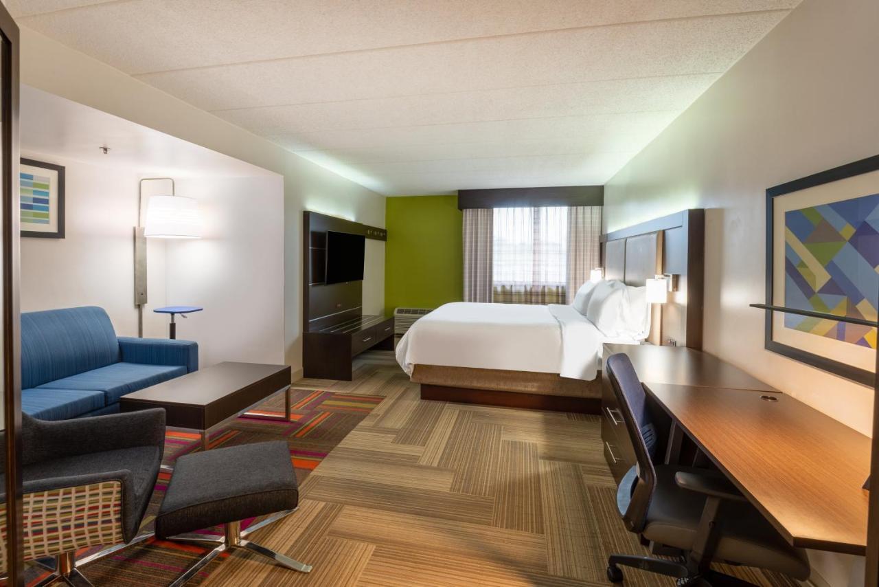 Holiday Inn Express Philadelphia Ne-Bensalem By Ihg Eksteriør bilde
