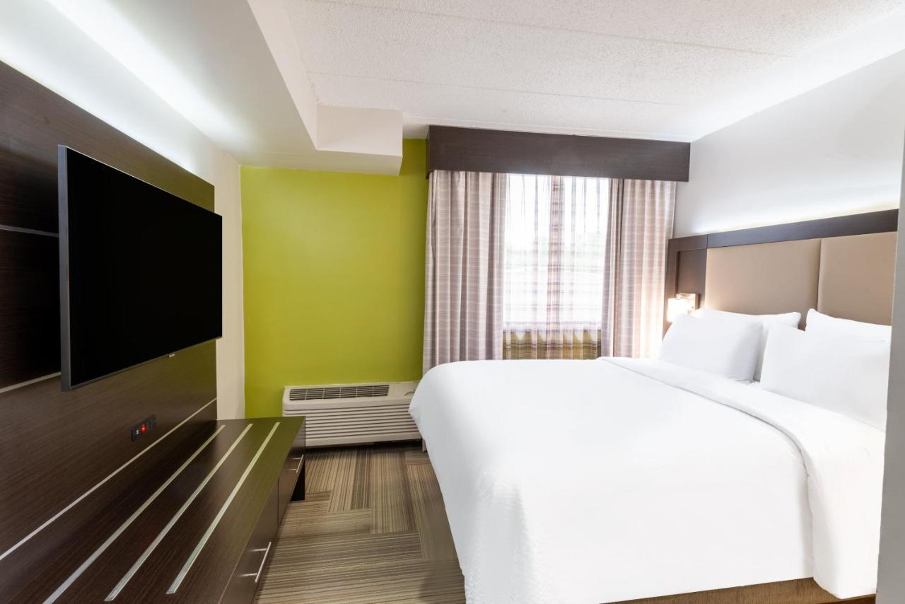 Holiday Inn Express Philadelphia Ne-Bensalem By Ihg Eksteriør bilde