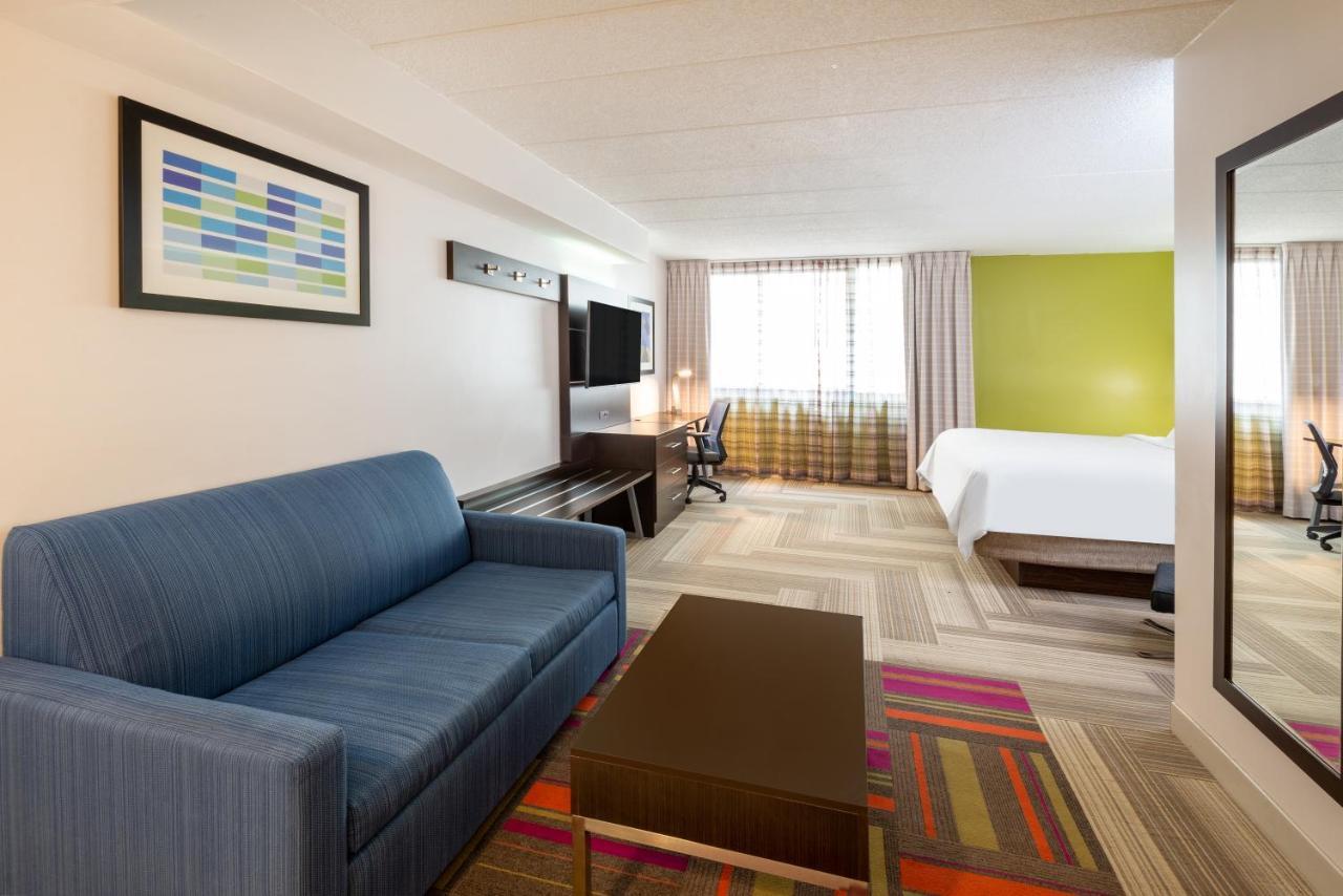 Holiday Inn Express Philadelphia Ne-Bensalem By Ihg Eksteriør bilde